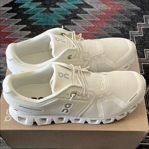 On Running- Women’s Cloud 5- All White- size 8.5